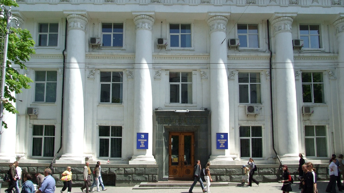 Ексдепутата Севастопольської міськради заочно засудили до 12 років ув'язнення за держзраду 